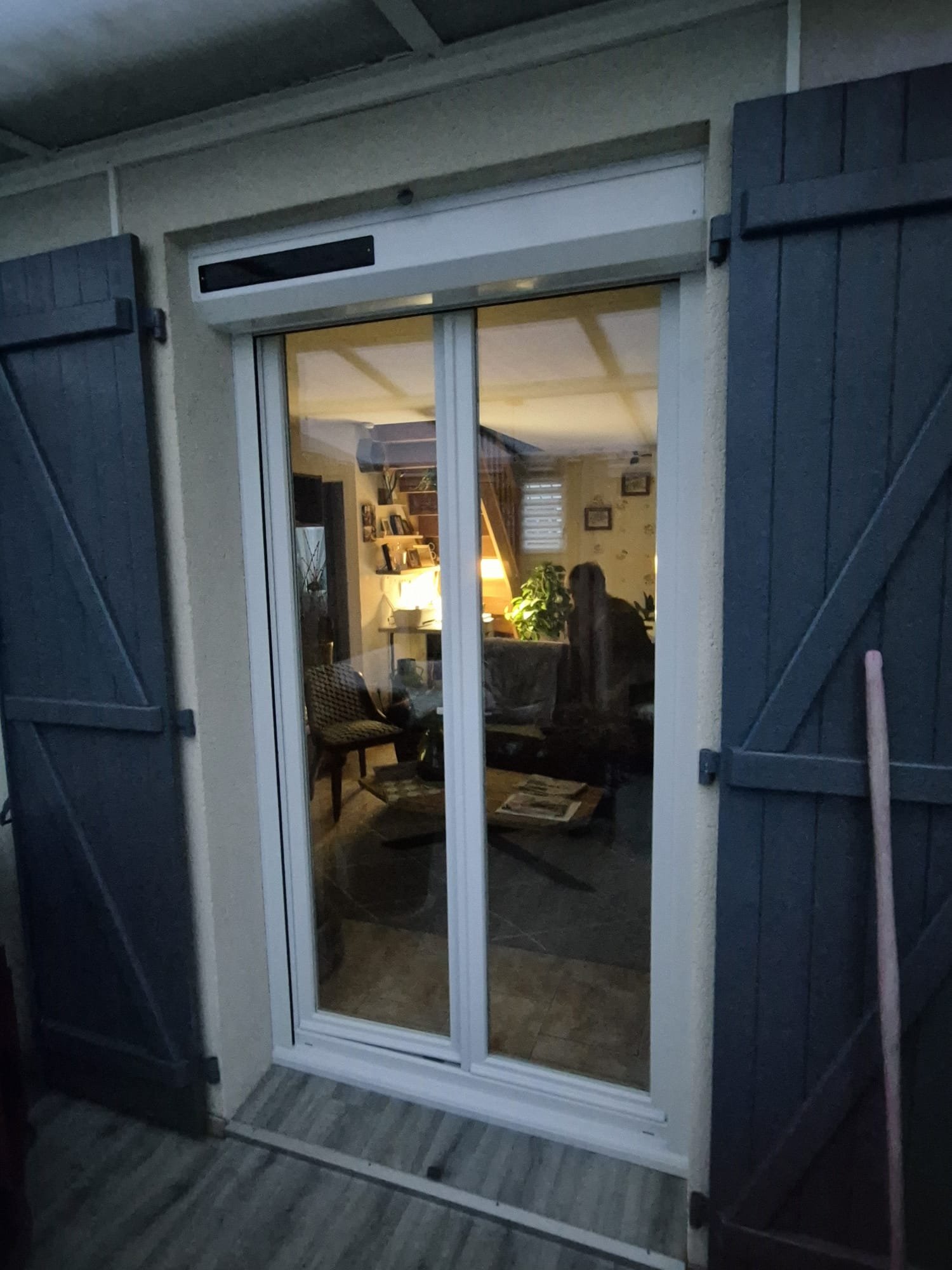 AW ELEC - Electricien - Installation d’un volet électrique en Seine-et-Marne (77)