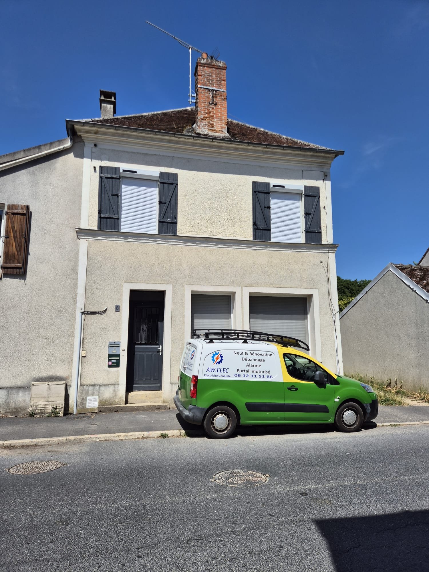 AW ELEC - Electricien - Installation d’un volet électrique en Seine-et-Marne (77)
